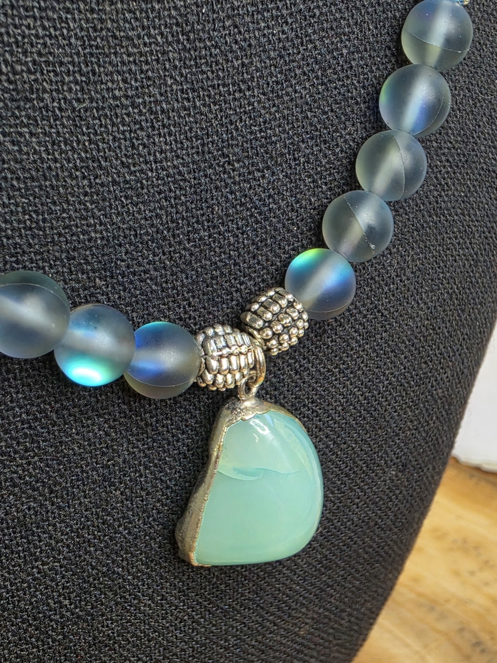Handcrafted Blue Druzy Pendant Necklace - Unbranded - Picture 4 of 6